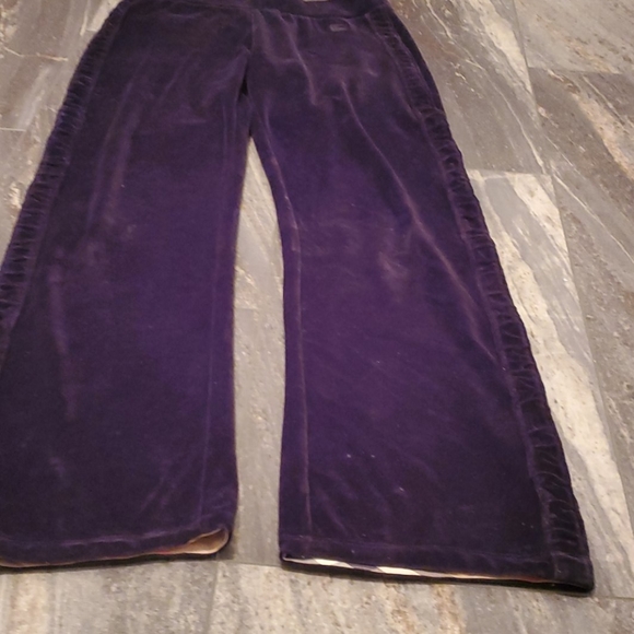 Authentic Burberry Velour Outfit 😍